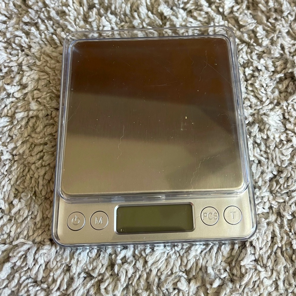 Digital Kitchen Scale - Silver